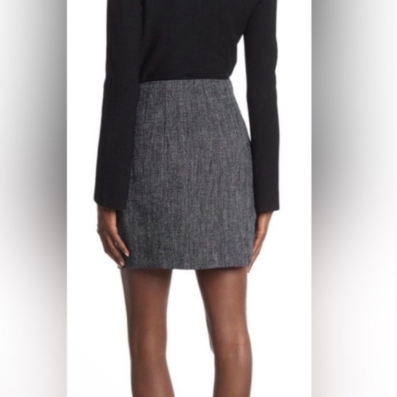 NWT Theory High Rise Mini Skirt in Navy Multi Herring Melange Brand New - Picture 2 of 13